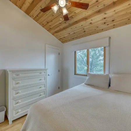 37 Ocean Bay Blvd Villa